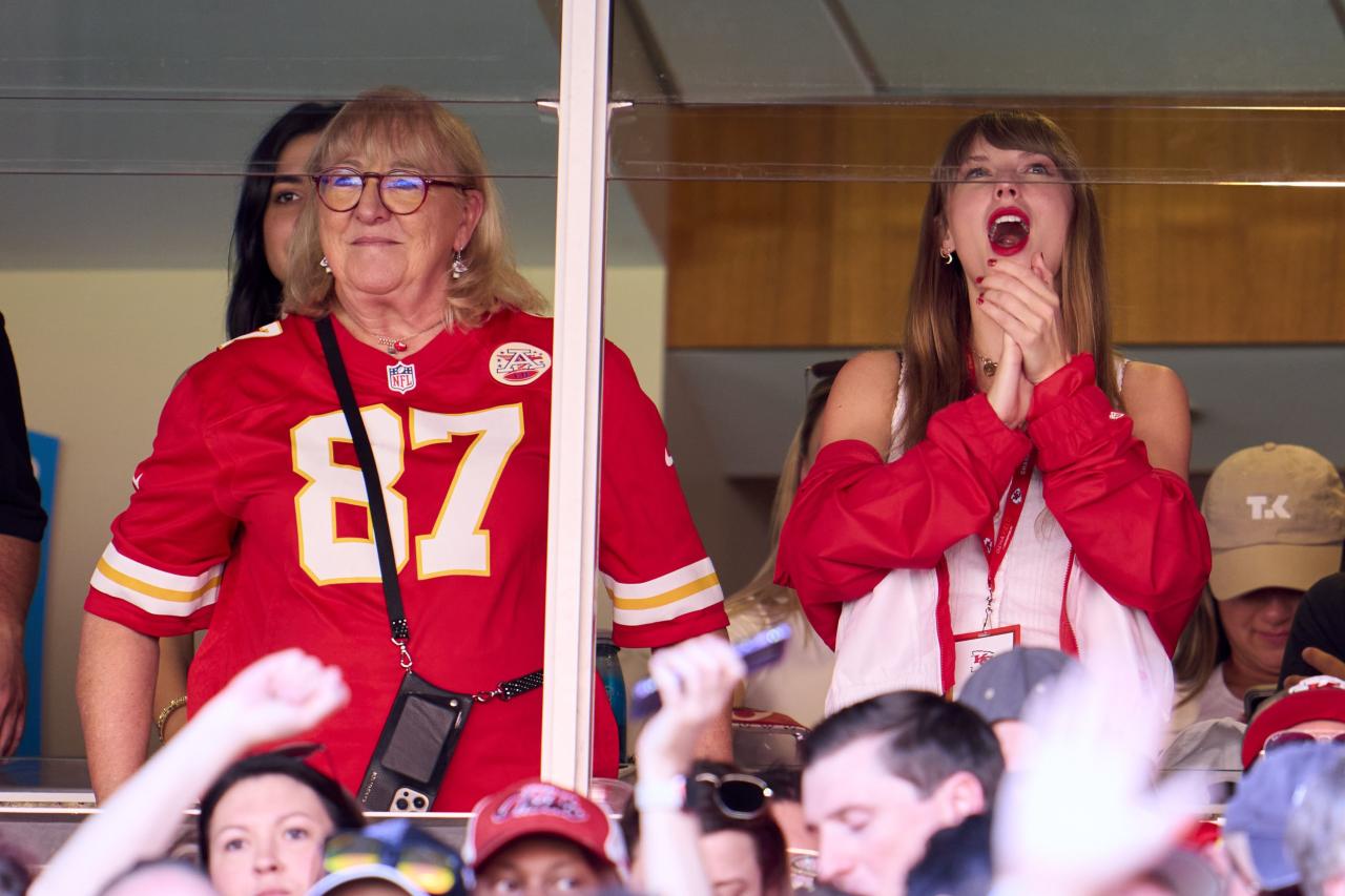 Donna kelce reflects on new relationship with taylor swifts family