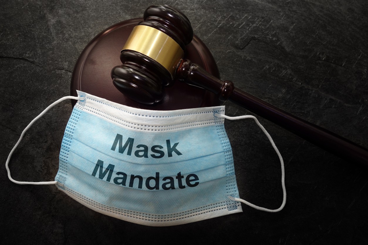 Federal judge strikes down mask mandate for planes and public transit