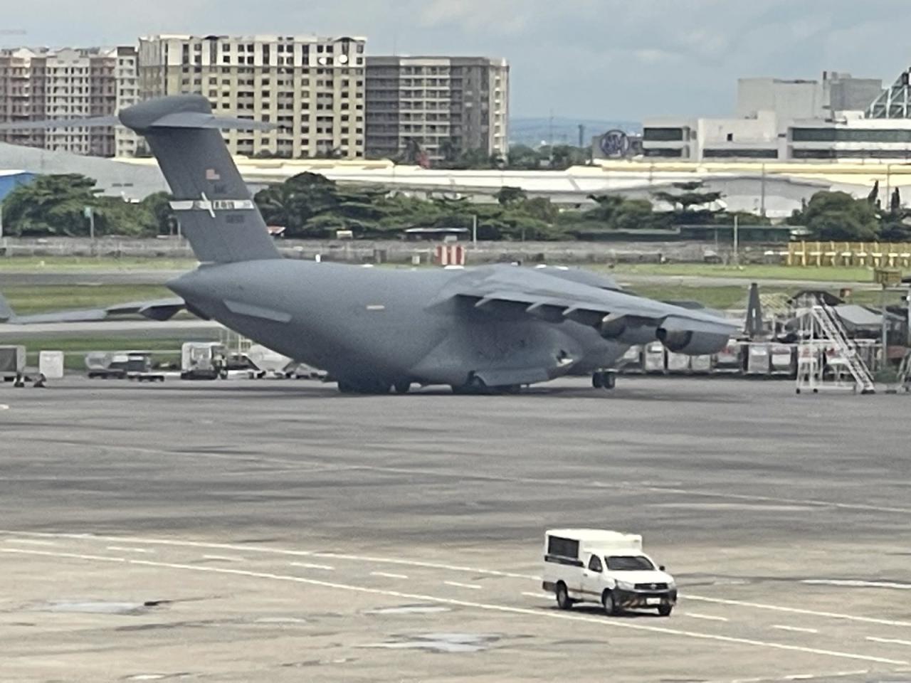 U s military plane lands with 39 tons of baby formula amid national shortage