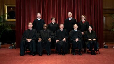 Once close allies roberts and alito have taken divergent paths