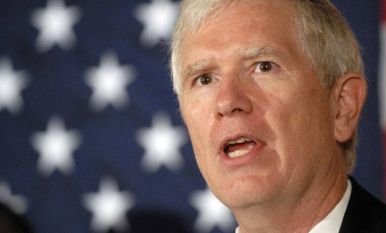 After losing trumps endorsement mo brooks advances in gop senate race