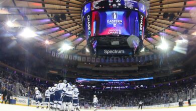 Rangers fan arrested after allegedly knocking out lightning fan at msg