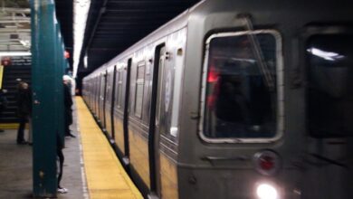 15 year old killed in nyc subway surfing mishap as riders head strikes beam sources