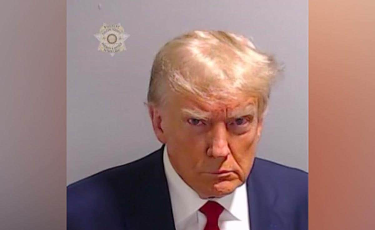 1 good reason for trump to want his old job back staying out of prison