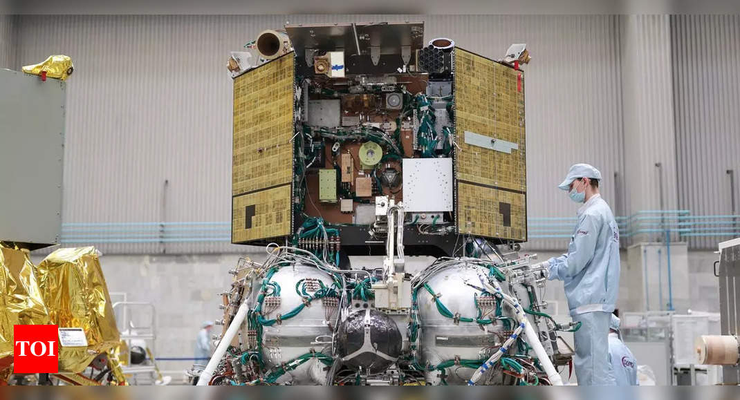 Europe cancels joint moon missions with russia