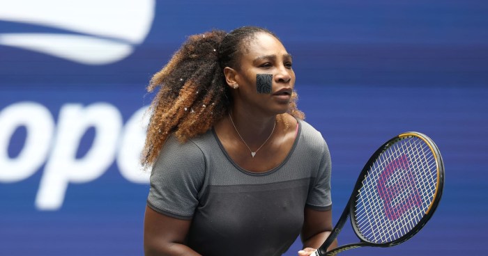 Serena williams beats danka kovinic in opening match of us open