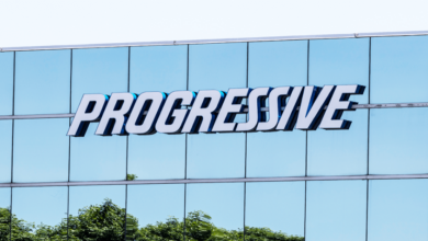 Progressive insurance giving 25000 in small business grants to hispanic entrepreneurs