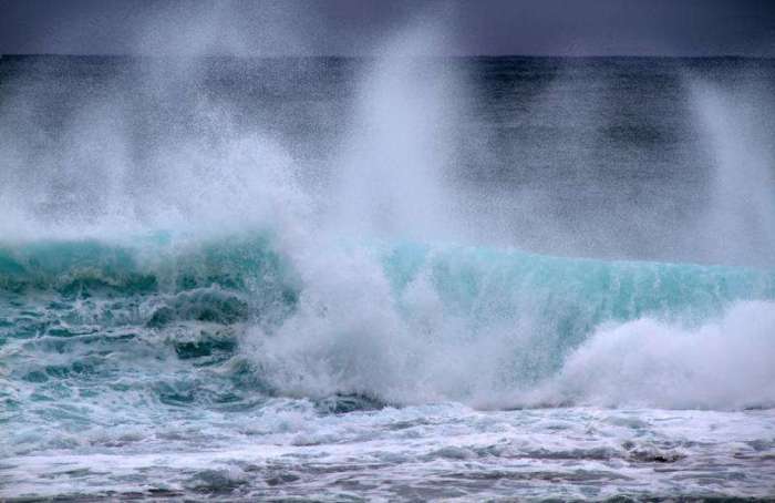 Salty sea spray keeps lightning strikes away