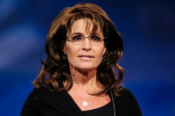 Sarah palin nick begich and mary peltola are competing in an alaska house race