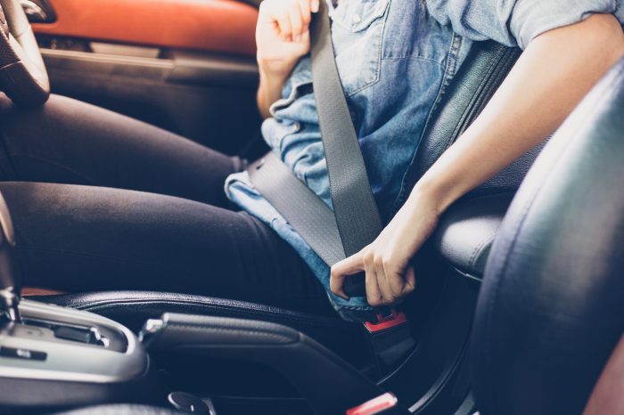 Drivers could face three points for kids not wearing a seat belt in new rules