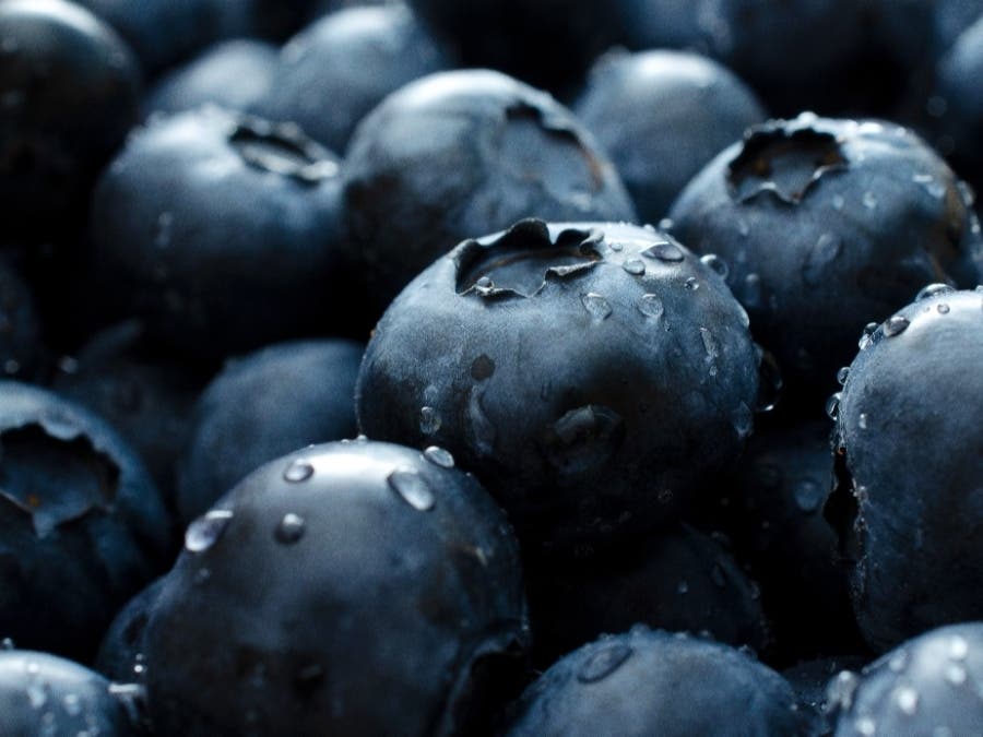 Urgent nationwide voluntary recall of natierra organic freeze dried blueberry lot 2021363 1 2022026 1 due to levels of lead