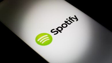 Universal music group in advanced talks with spotify for superfan tier