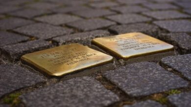 What is a stolperstein and whats behind the dutch controversy