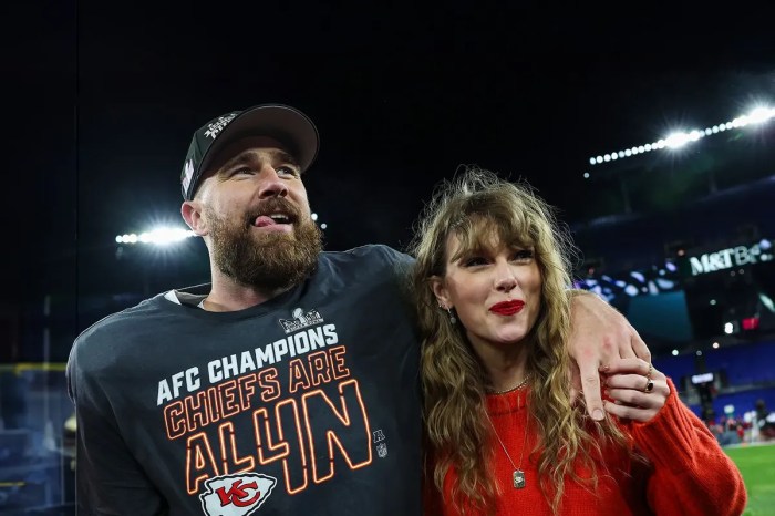 Taylor swift misses kickoff at chiefs game doesnt appear to be in atlanta