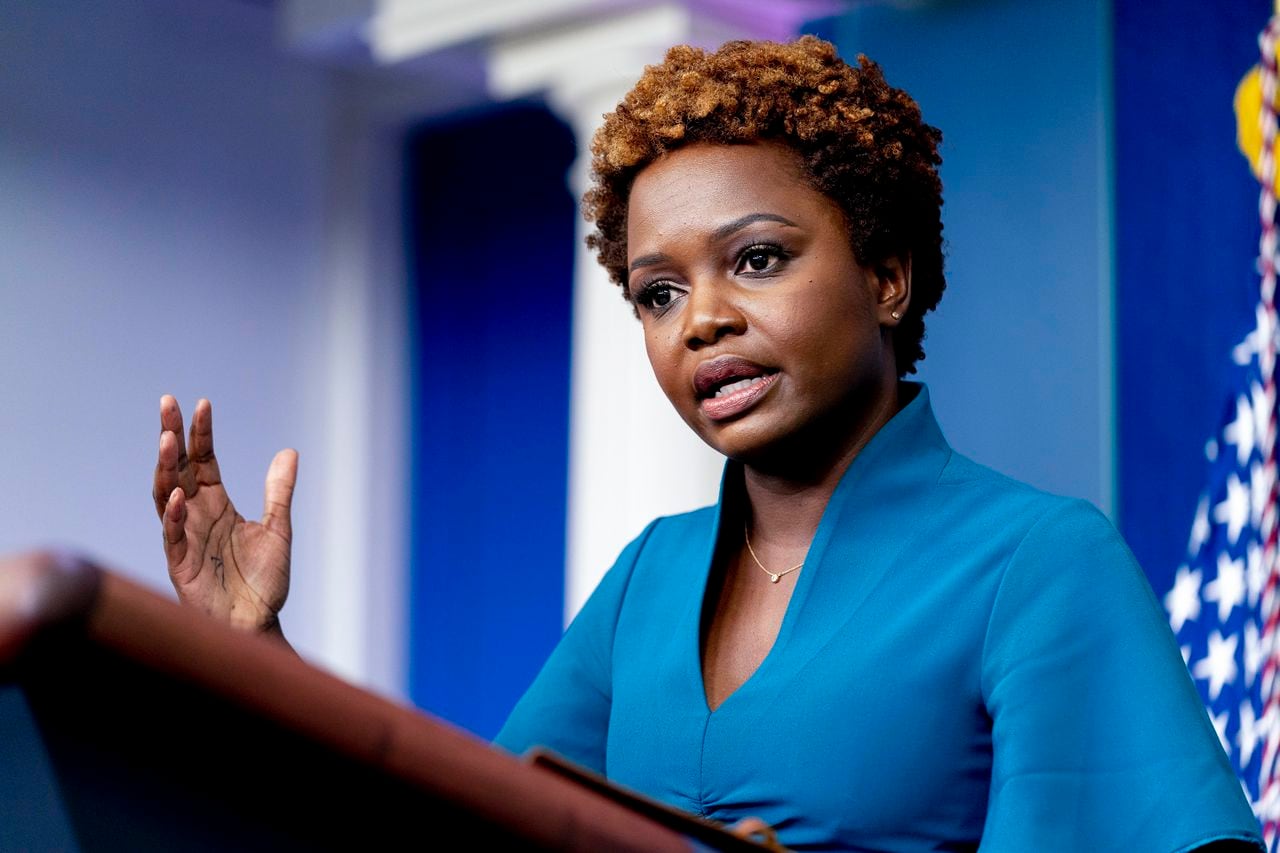 Karine jean pierre makes history as new white house press secretary