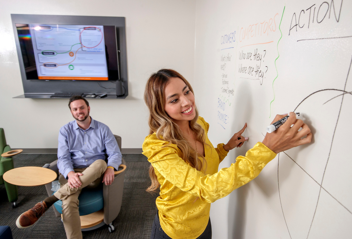 Sap io entrepreneurs helps succeed