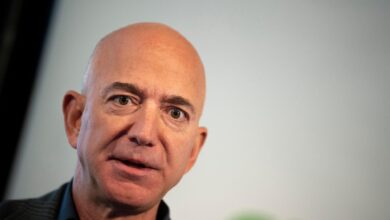 Bernie sanders invites jeff bezos to testify at hearing about amazons anti union activities