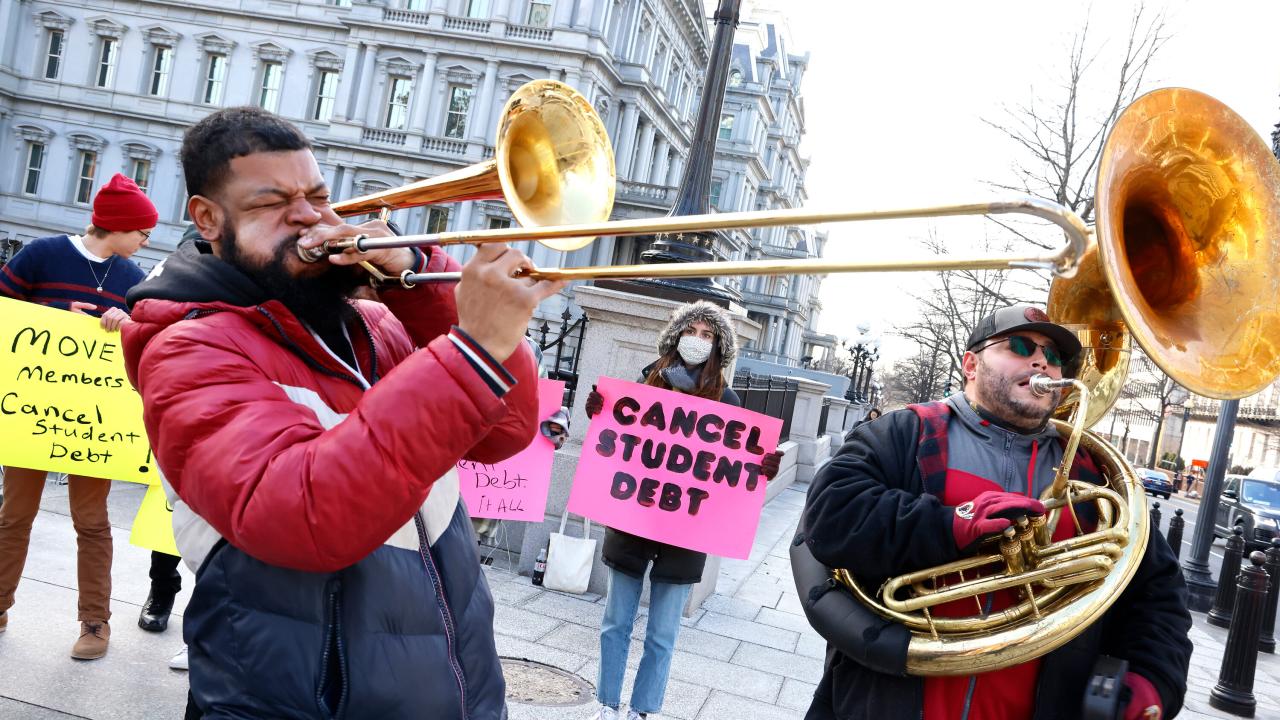 Republicans target pause on student loan payments