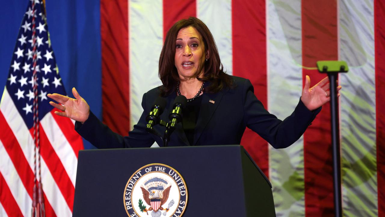 Kamala harris tests positive for covid 19