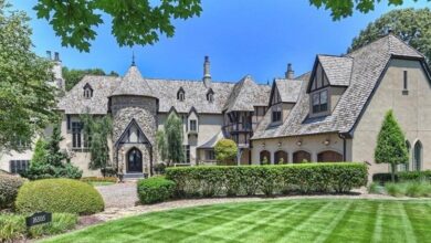 Goodman designed house in silver spring md lists for 829000