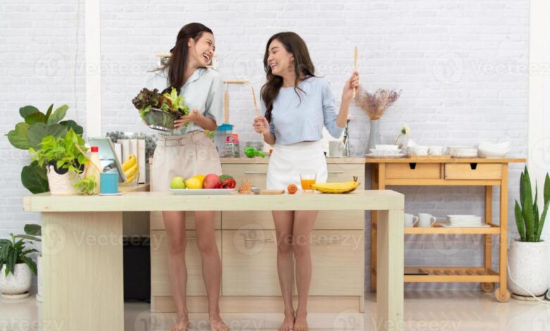 Two women set out to design a beautiful but healthful food brand