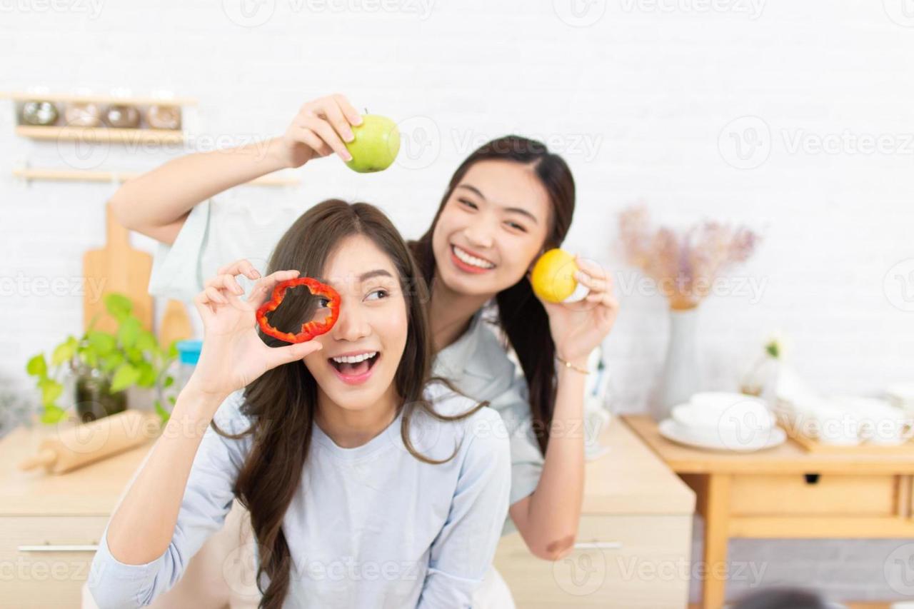 Two women set out to design a beautiful but healthful food brand