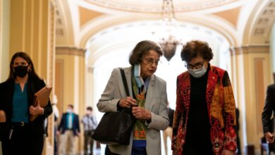 Feinstein defends herself after hometown paper questions mental acuity