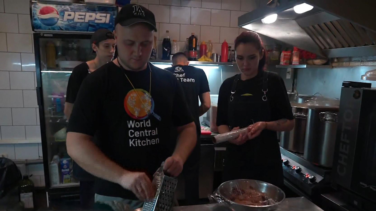 Getting food to hungry ukrainians takes brave drivers a generous chicken company and sympathetic lenders