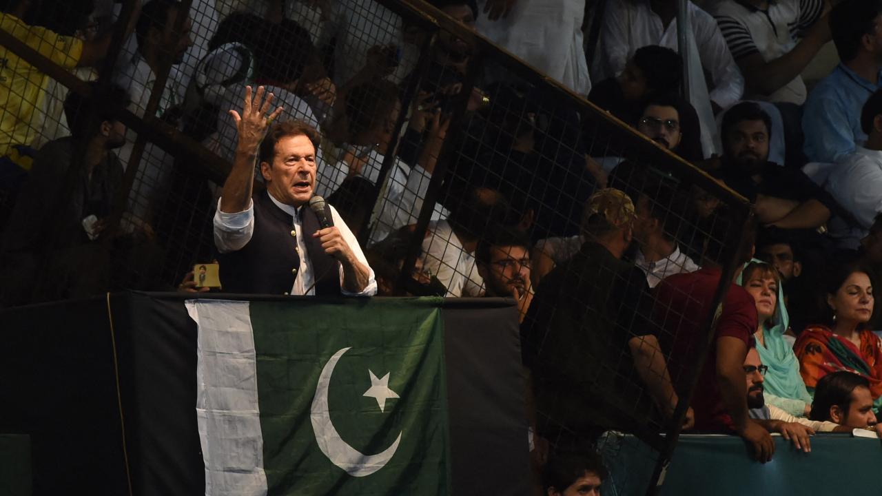 Pakistans political crisis briefly explained