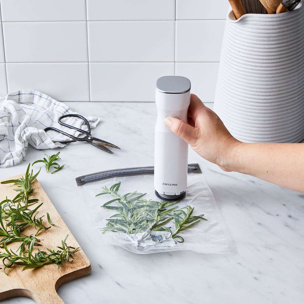 Will the zwilling vacuum sealer actually keep my food fresher longer