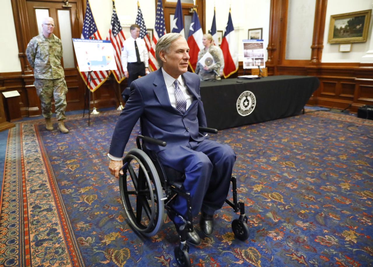Gov greg abbott says texas will bus undocumented immigrants to d c