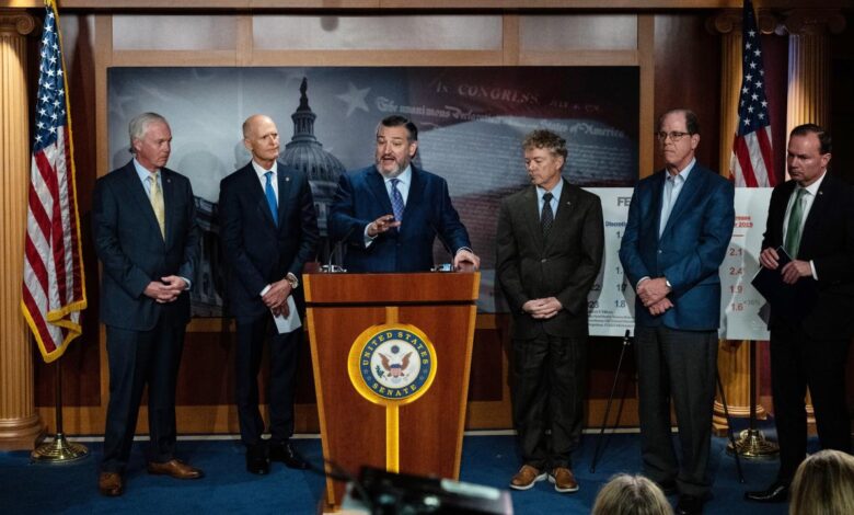 Bidens 5 8 trillion budget proposal geared toward moderates in difficult year