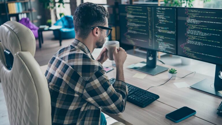 Cybersecurity challenges of the hybrid workplace and how to tackle them