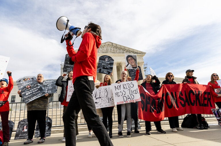 Bidens plan to battle the opioid epidemic access to naloxone