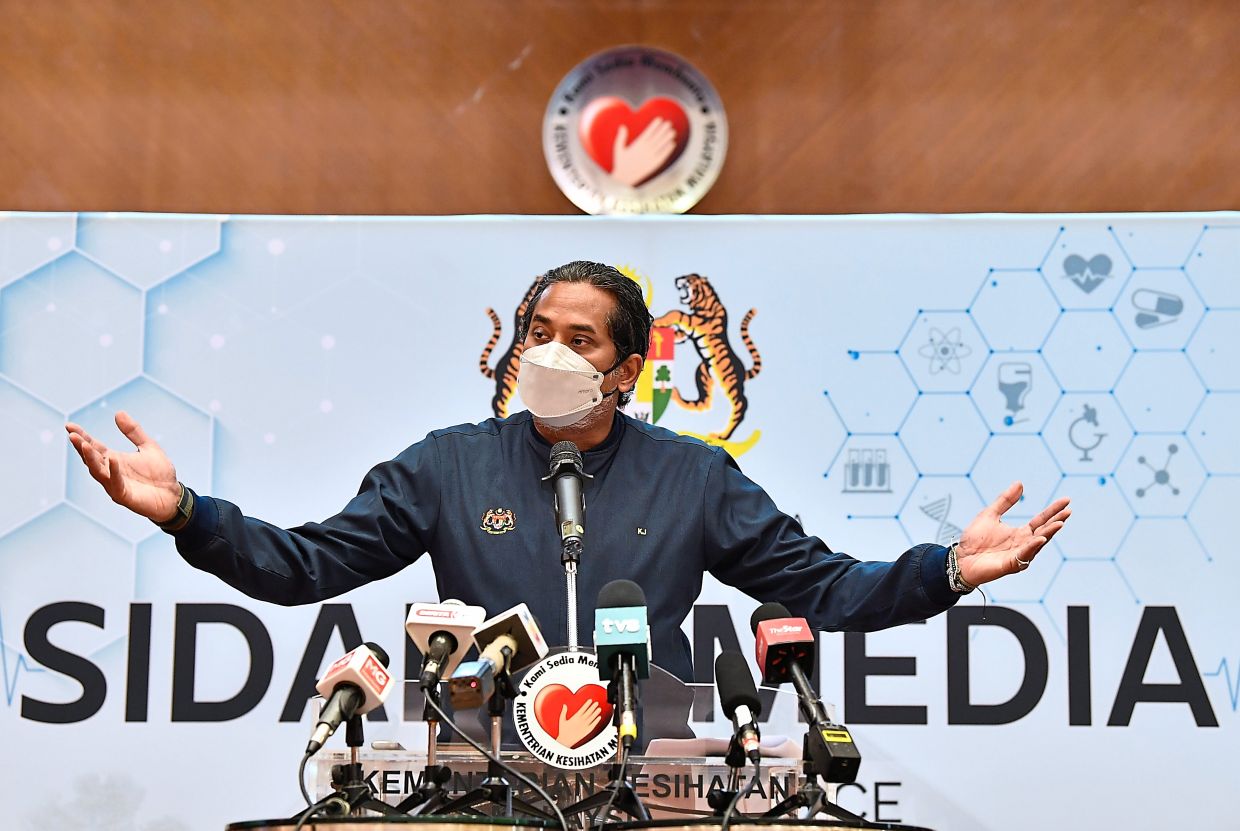 2 big reasons americas booster rates are lagging