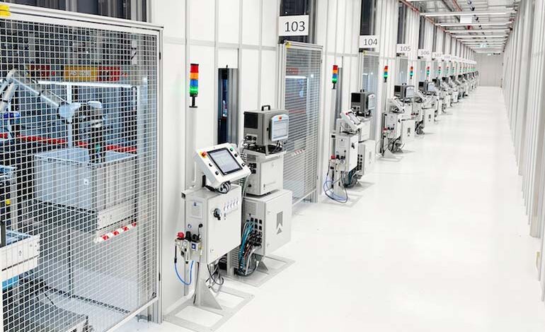 As competition to automate warehouses heats up righthand robotics raises 66 million